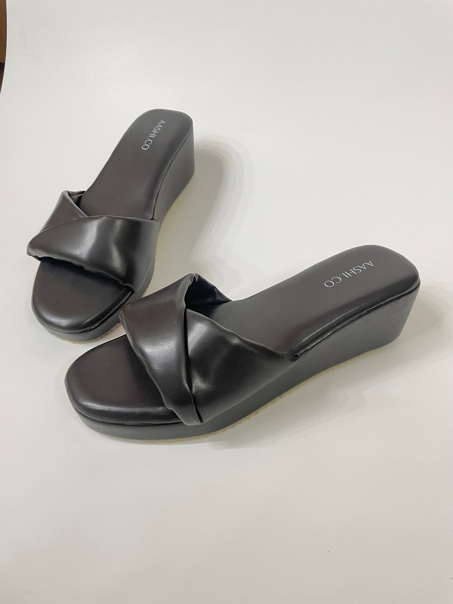Simple Strap Sandals