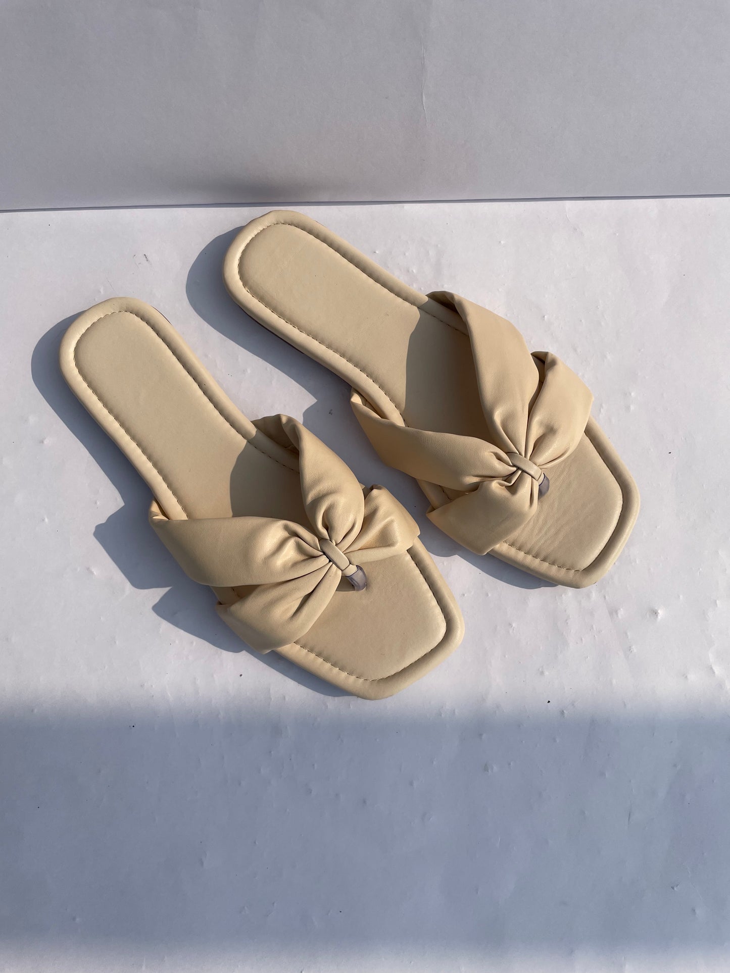 Ruched Soft Sole Cream Flats