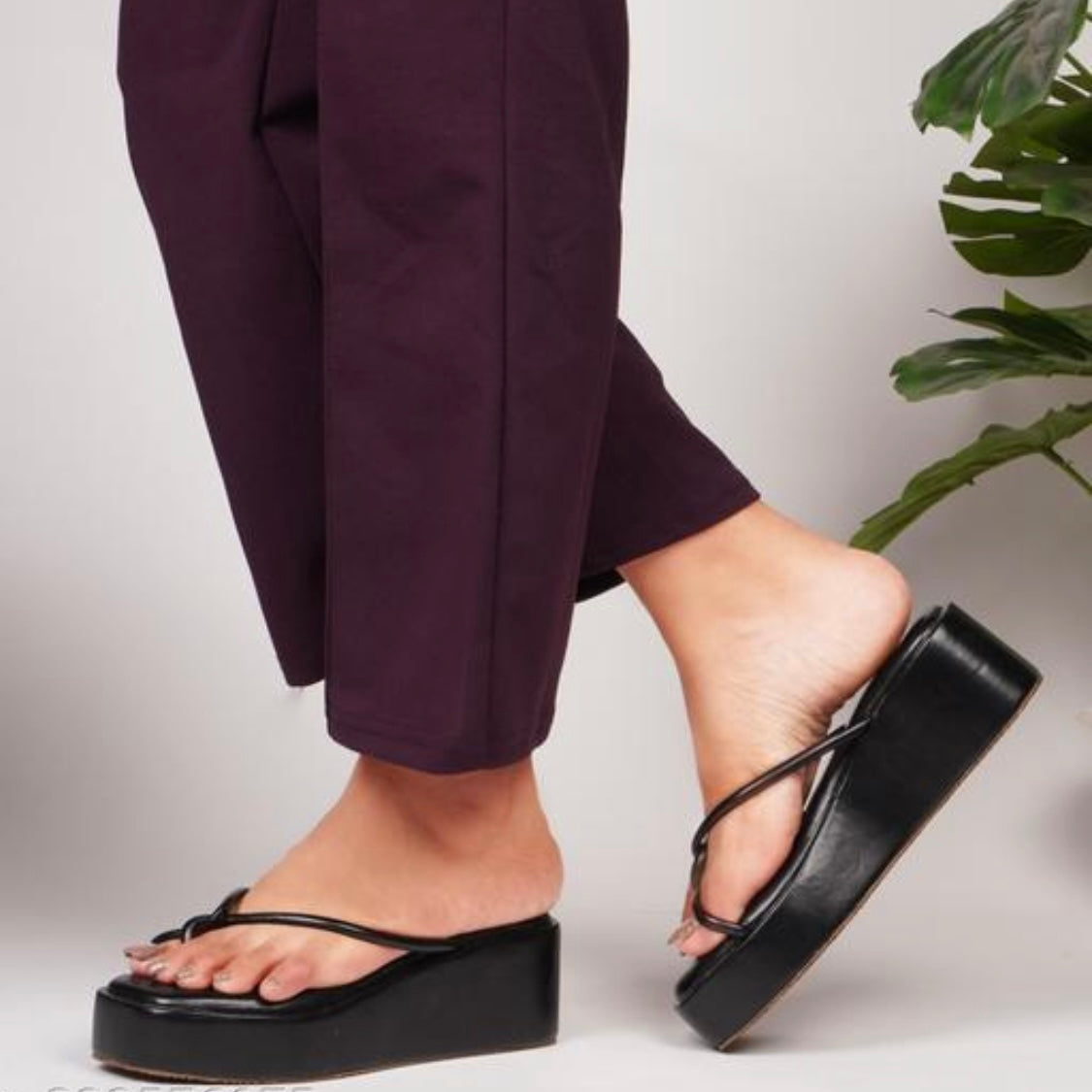 Froh Platform Flats (Black)