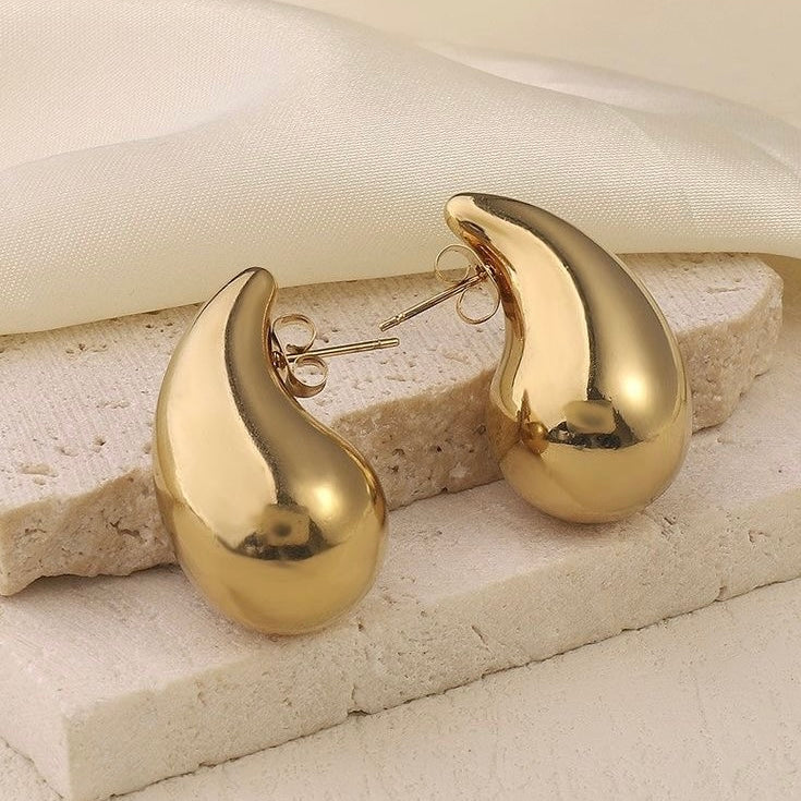 Tear Drop Gold Earring