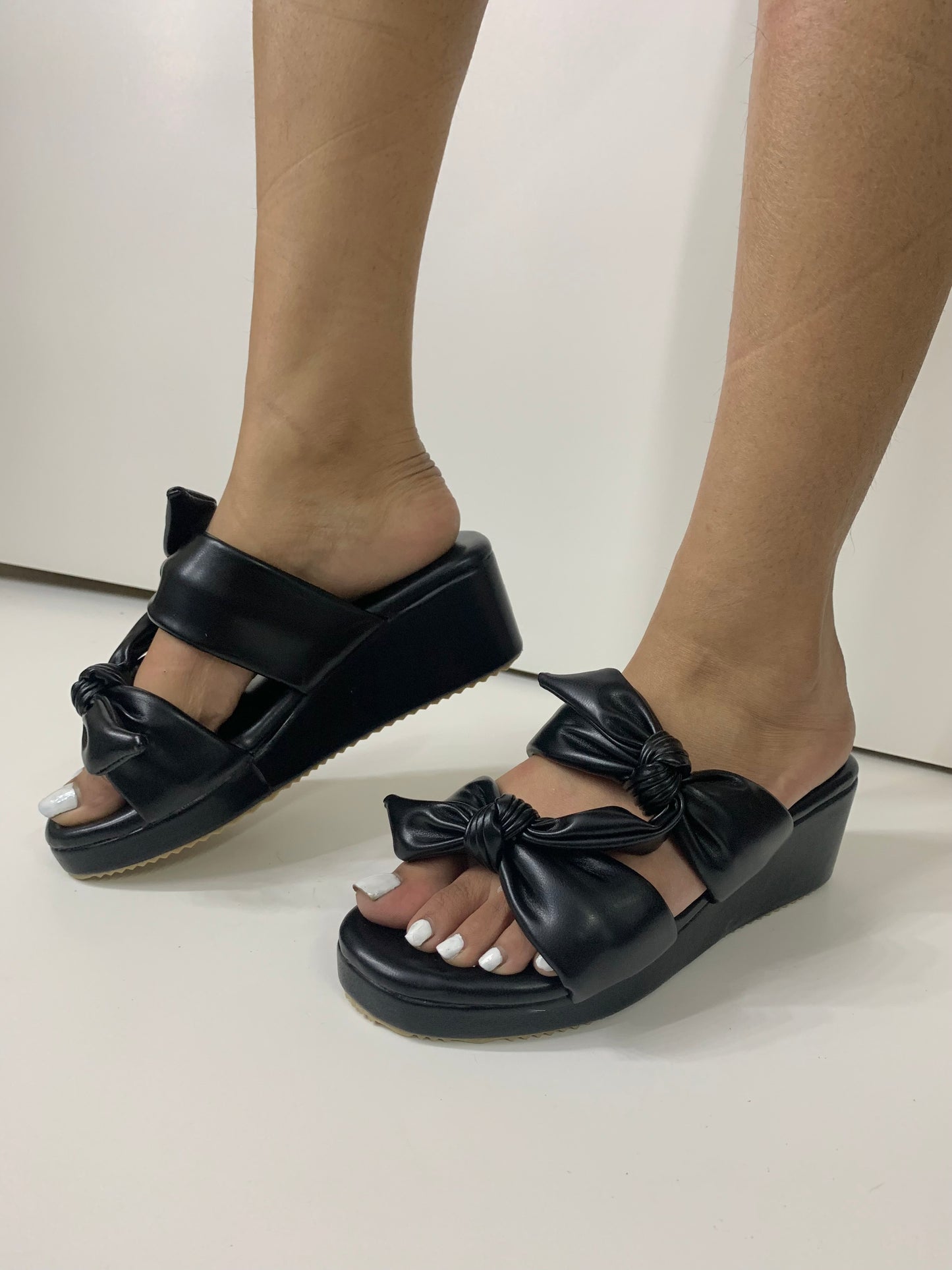 Double Knot Platform Sandals